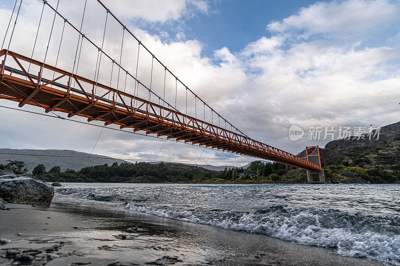 智利巴塔哥尼亚的卡雷拉将军桥