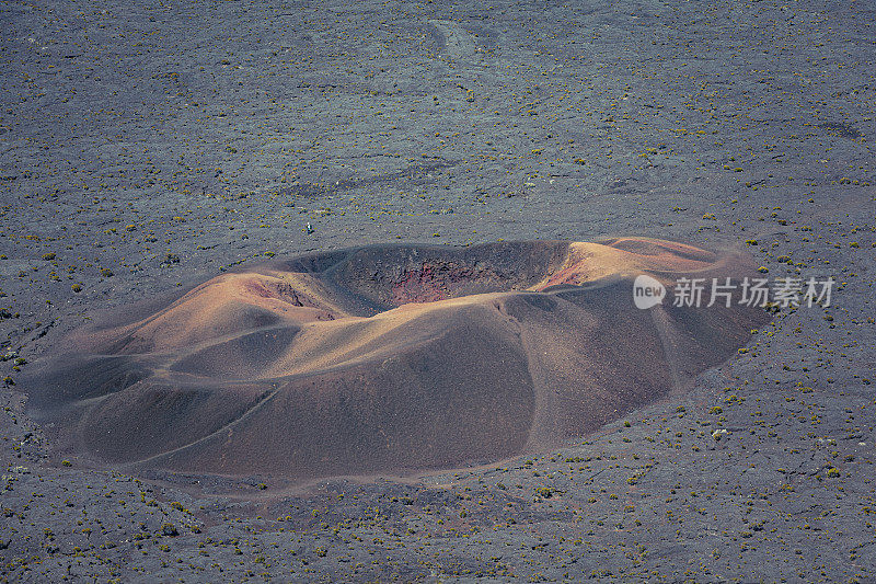 留尼汪岛福米卡里奥火山口