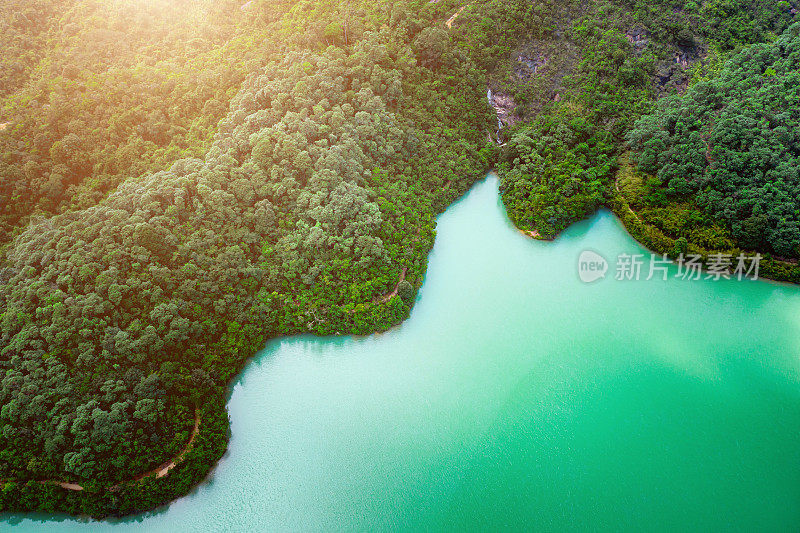 香港金山郊野公园九龙水塘的无人机照片