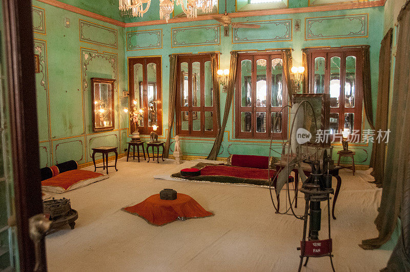 重建20世纪早期乌代浦尔城市宫殿博物馆里的莫卧儿宫