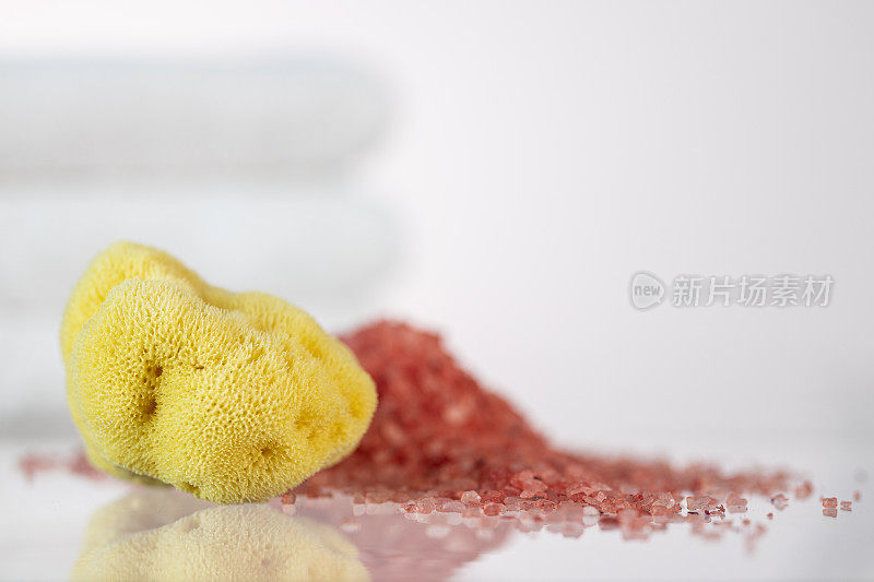 sponge_and_bath_salt