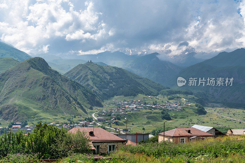 格鲁吉亚卡兹贝吉的高加索山脉