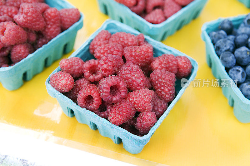 树莓在市场