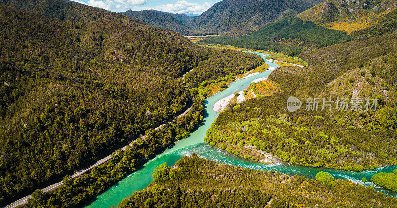 布勒河全景，南岛，新西兰。