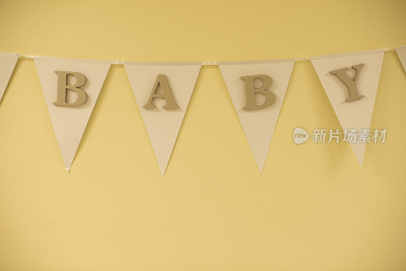 单词Baby的每个字母