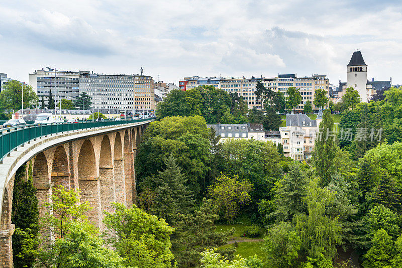 旧桥，过路桥或卢森堡高架桥在卢森堡