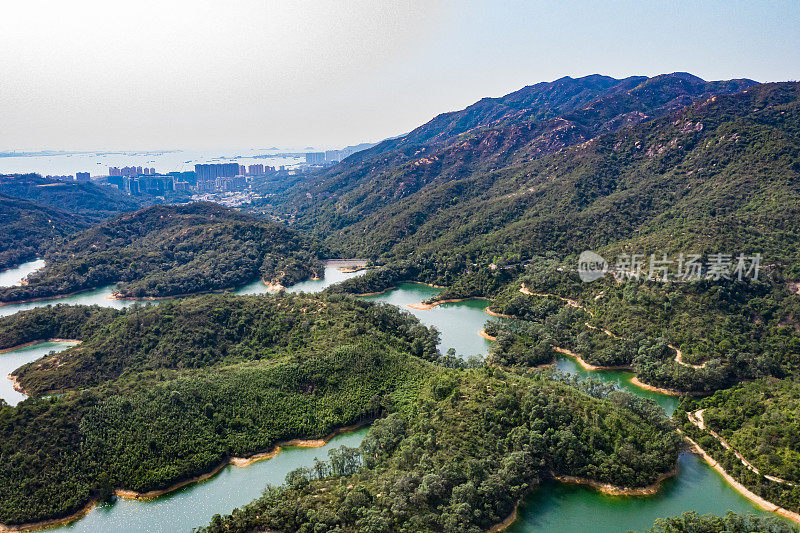 无人机俯瞰香港大榄涌水塘