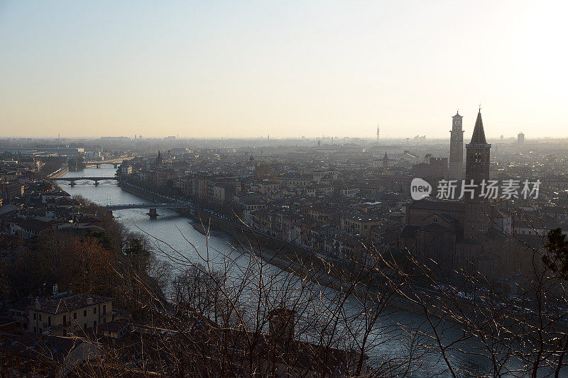 维罗纳的全景，威尼托