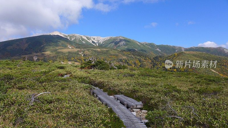 日本Yakushidake(100座名山)，中部sangaku国家公园(中部山国家公园)