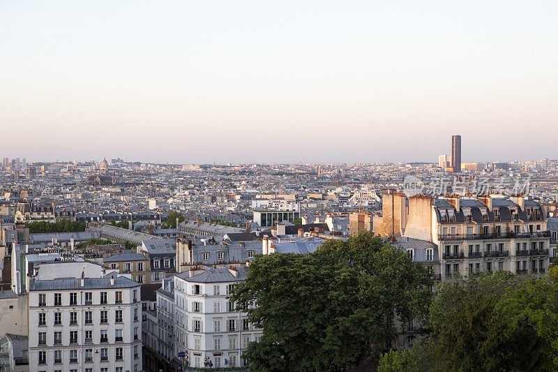 巴黎清晨的天际线
