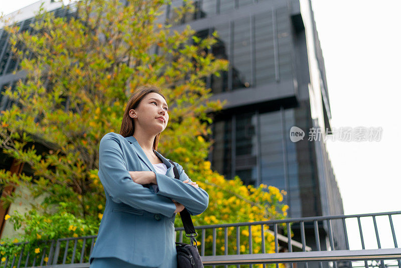 赋予女性领导力。亚洲女商人在企业界的领导地位