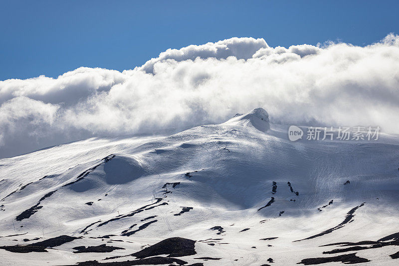 冰岛冬季山峰Snaefellsjokull冰川Snæfellsjökull