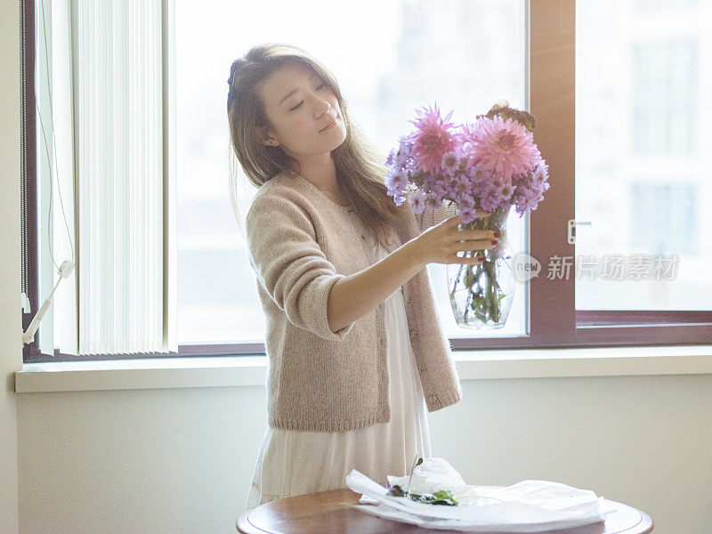 日本女子插花