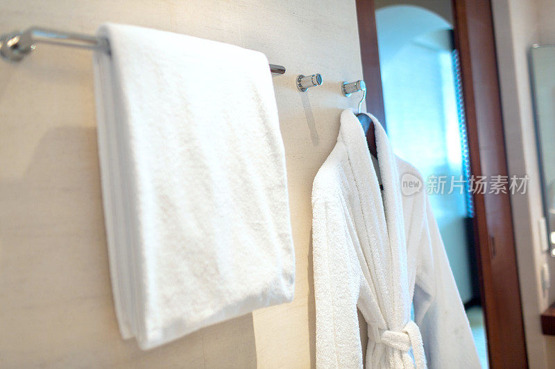 毛巾和浴袍