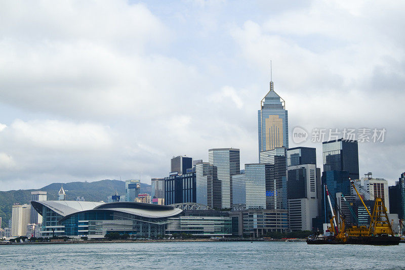 维多利亚港和城市天际线