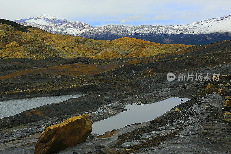 乌普萨拉冰川湖荒凉，阿根廷，戏剧性的巴塔哥尼亚景观