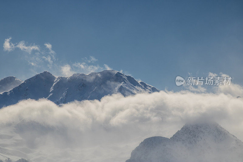 云中之山