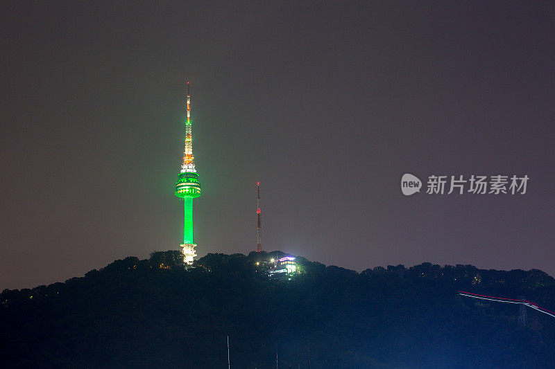 韩国首尔南山塔的夜景