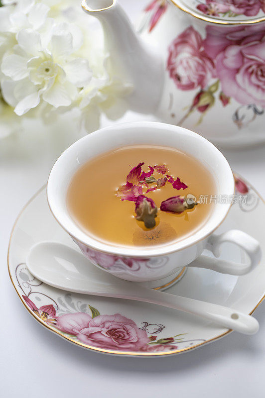 美容養顏的玫瑰花茶