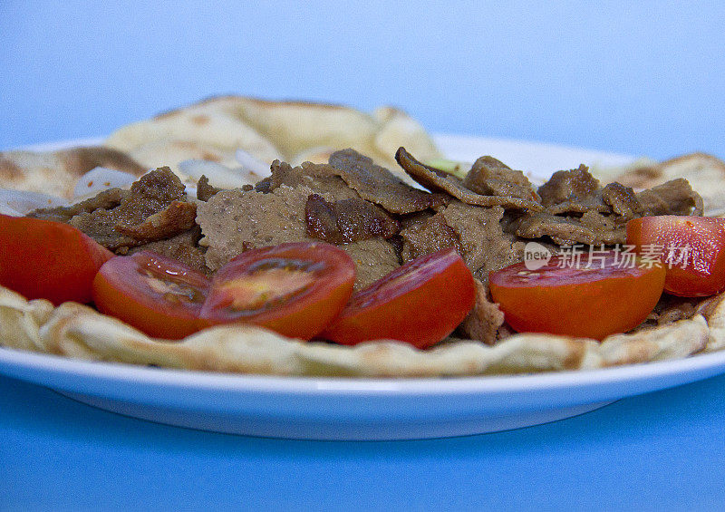 土耳其食品，包牛肉Döner烤肉三明治