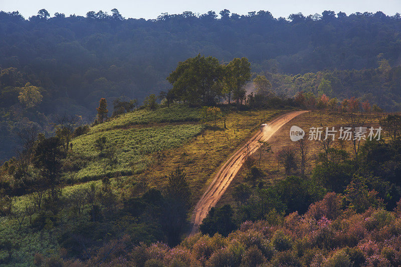 泰国罗依福罗米山脉的美丽风景