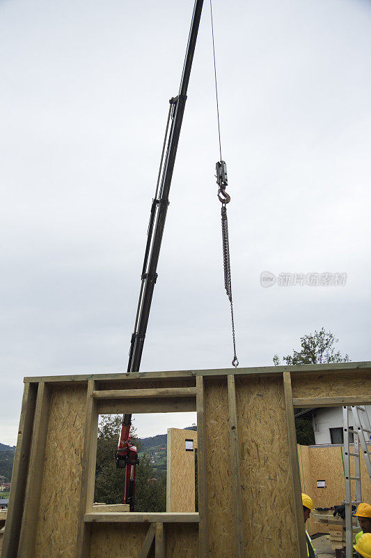 装配式建筑新墙体的装填