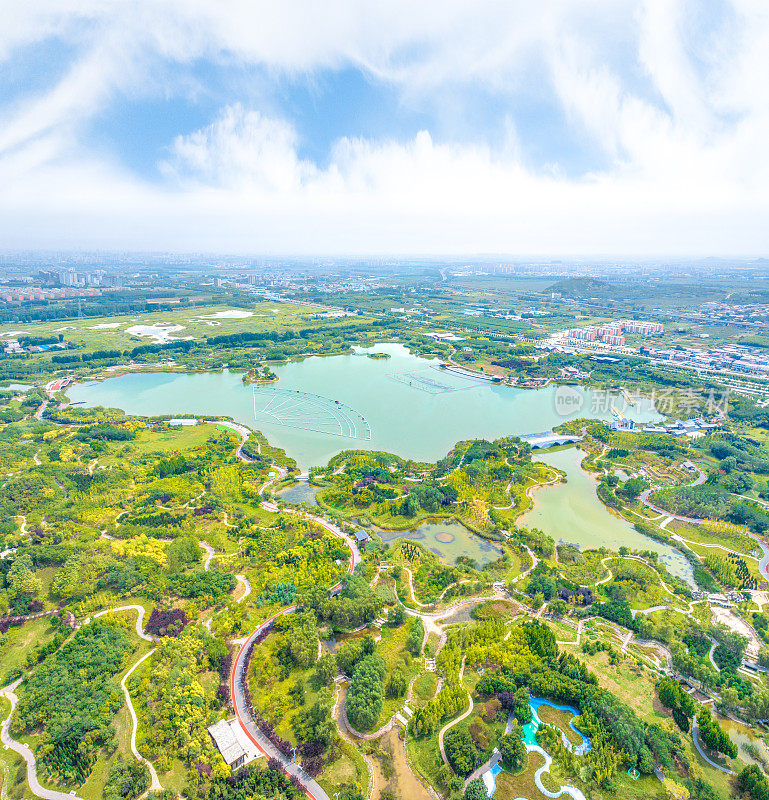 中国河北省石家庄市鹿泉区龙泉湖湿地航拍图