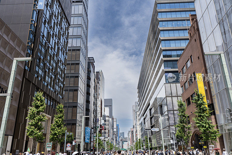 东京银座的建筑物和街道