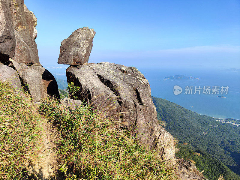 香港大屿山鸟岩