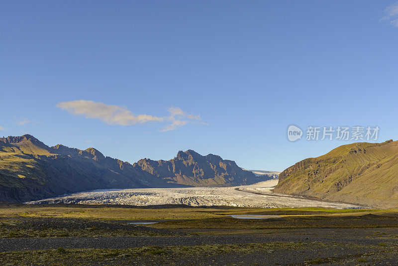 冰岛Skaftafell国家公园的Svinafellsjokull冰川