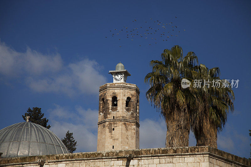 Sanliurfa，土耳其的ulu大清真寺尖塔