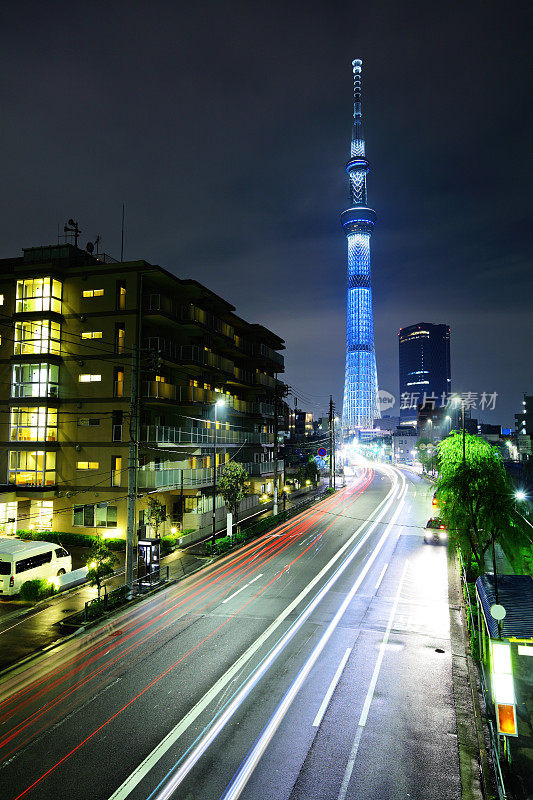 东京的天空树与交通路线