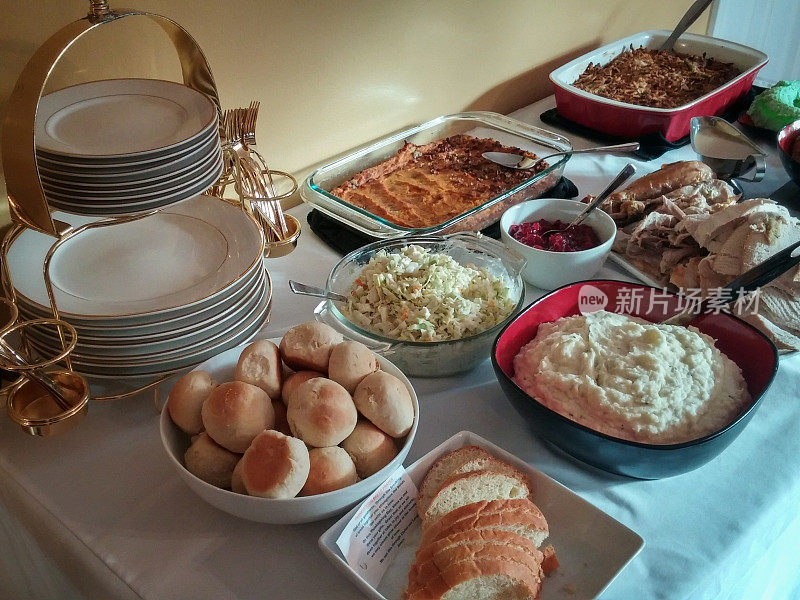 感恩节大餐节日食物阵列安排拼盘