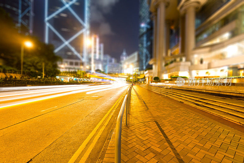 香港夜间的交通状况