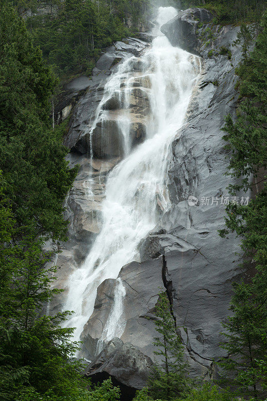 加拿大BC省的香农瀑布