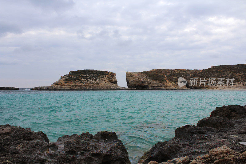 大岩石和地中海，戈佐，马耳他共和国