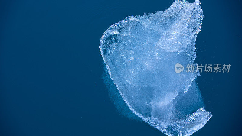 斯瓦尔巴特群岛浮冰