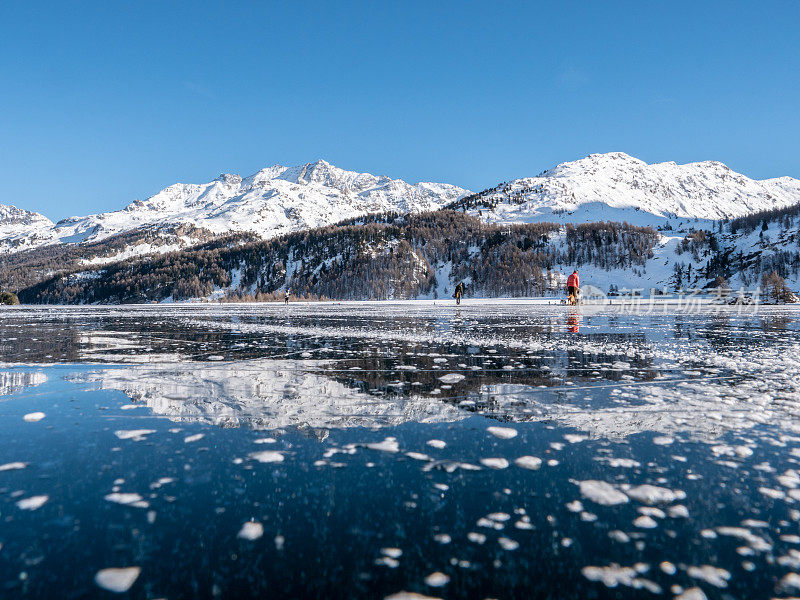 瑞士的冰湖和雪山