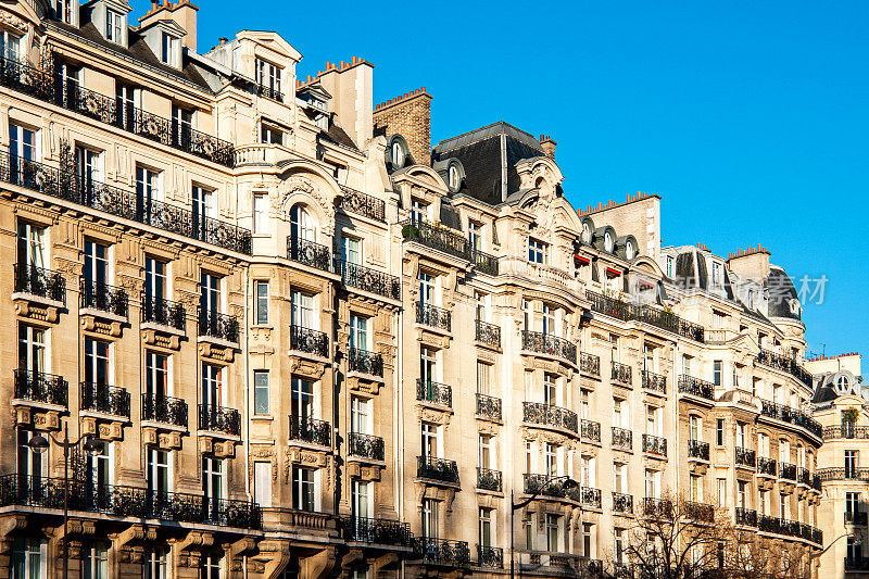 典型的巴黎公寓立面