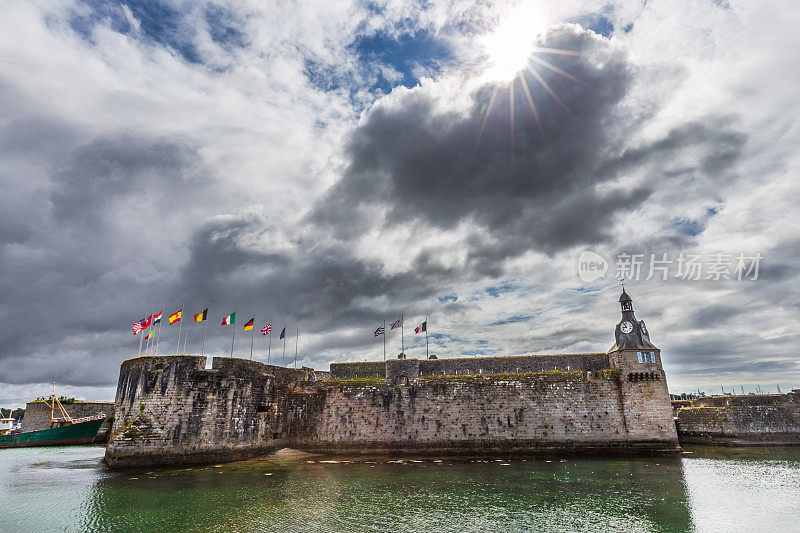 Concarneau(布列塔尼)-退潮的古老村庄