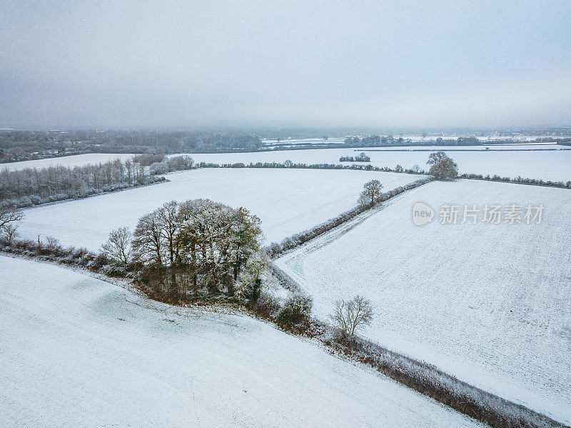 英国的空中雪景