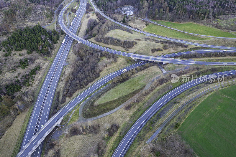 公路及道路交汇处(空中)