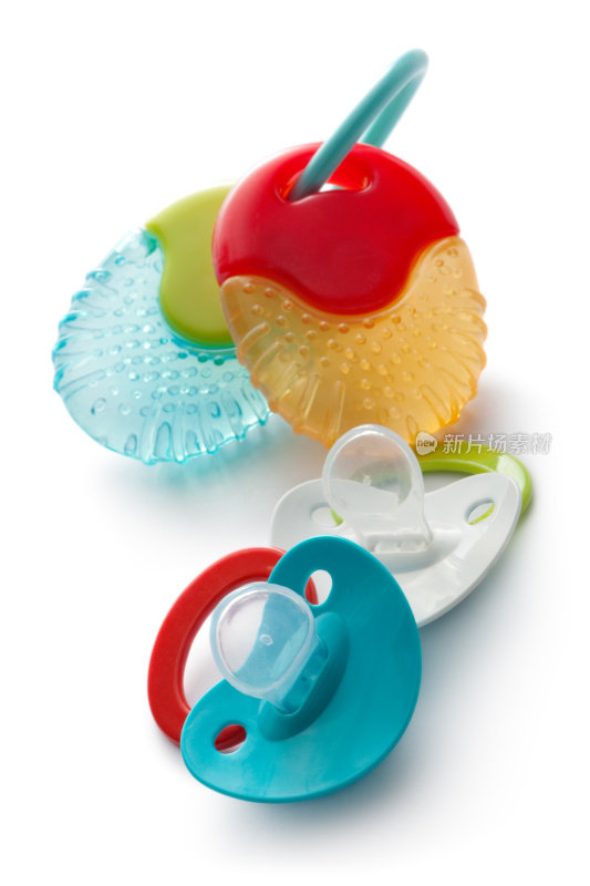 婴儿用品:出牙环和奶嘴
