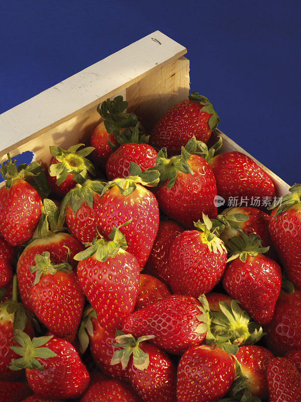 盒草莓