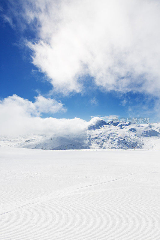 高山雪景