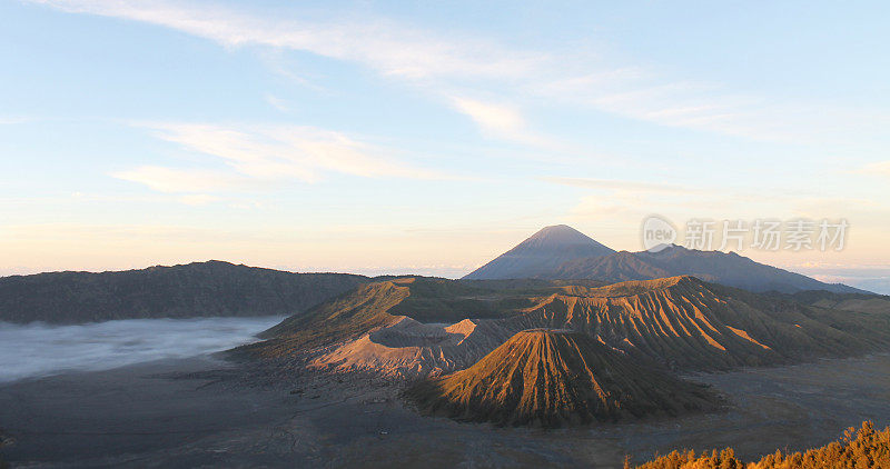 爪哇的布罗莫火山