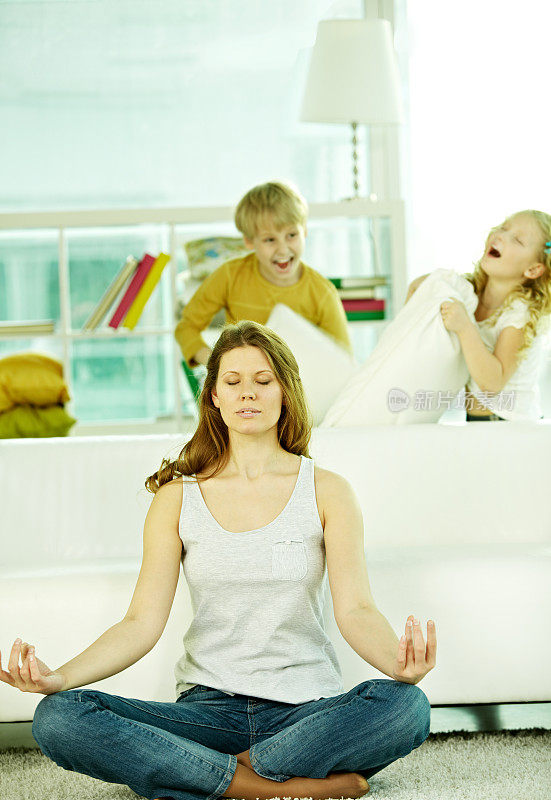瑜伽对母亲