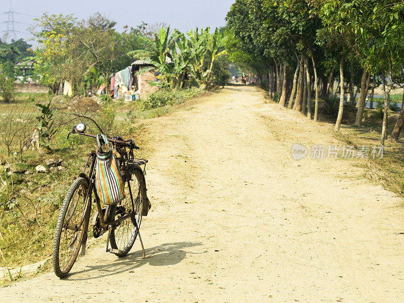 自行车在道路