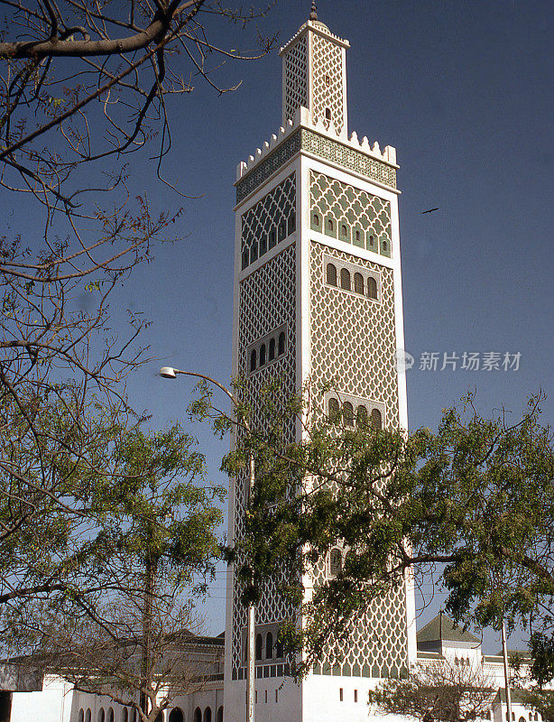非洲塞内加尔达喀尔清真寺的尖塔
