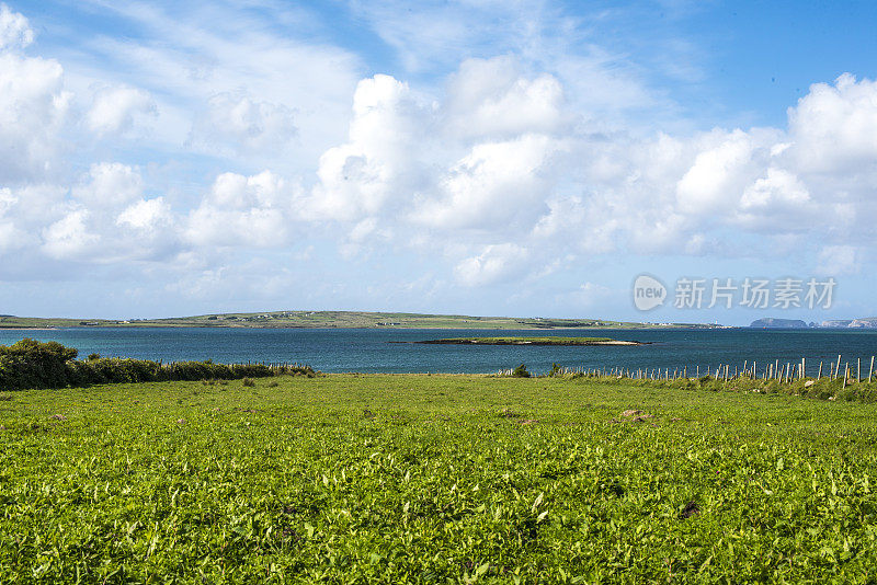 美丽的大西洋风景沿着狂野的大西洋方式